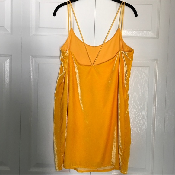 NWT Zara Trafaluc Yellow Crushed Velvet Mini Dress - Picture 5 of 7
